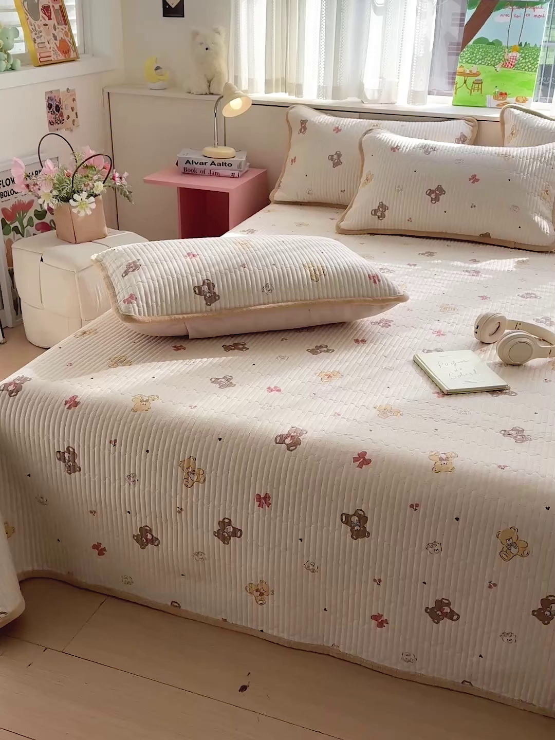 91家纺网 家纺一手货源 找家纺 恒尚居 2026新款纯棉牛奶绒床盖双面两用夹棉床单床垫-秋冬款 四季通用 芭比熊【A纯棉-B牛奶绒】