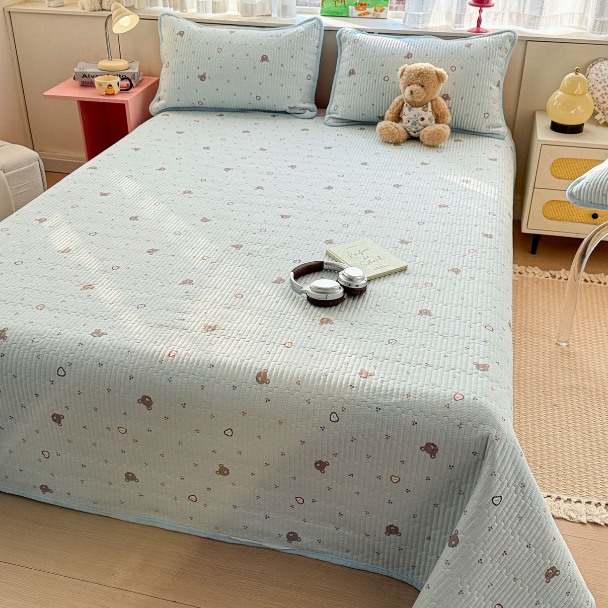 91家纺网 家纺一手货源 找家纺 恒尚居 2026新款纯棉牛奶绒床盖双面两用夹棉床单床垫-秋冬款 四季通用 布布熊【A纯棉-B牛奶绒】