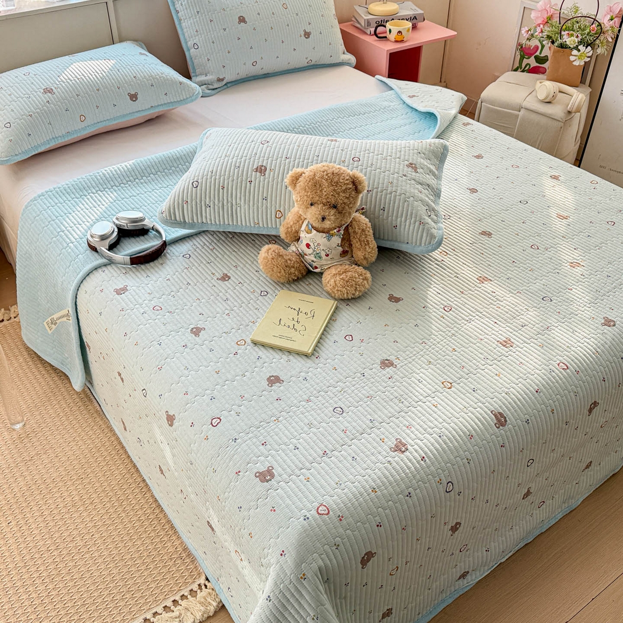 91家纺网 家纺一手货源 找家纺 恒尚居 2026新款纯棉牛奶绒床盖双面两用夹棉床单床垫-秋冬款 四季通用 布布熊【A纯棉-B牛奶绒】