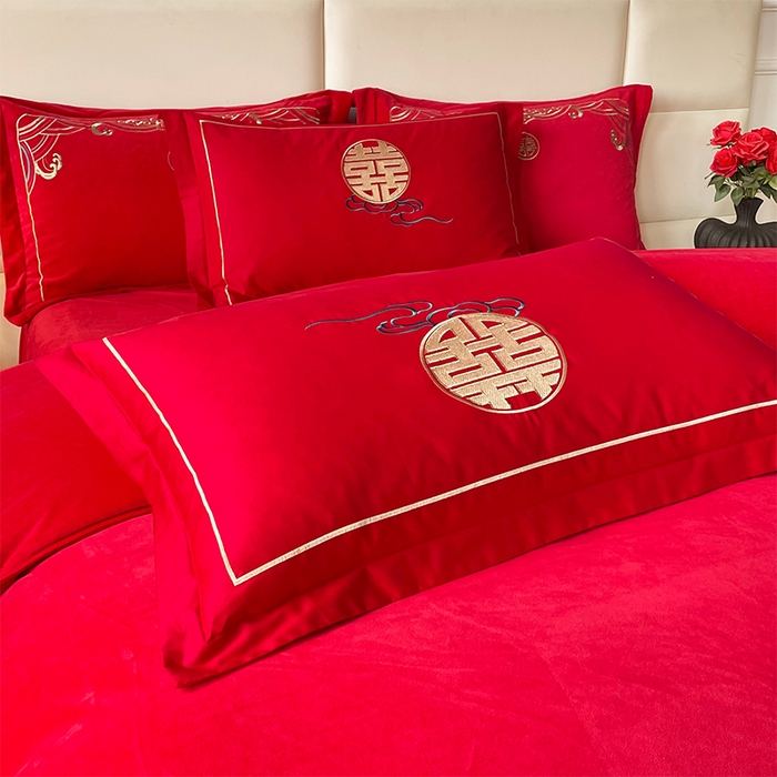 91家纺网 家纺一手货源 找家纺 （总）富之雅婚庆 2025新款高克重全工艺牛奶绒宝宝绒刺绣婚庆四件套