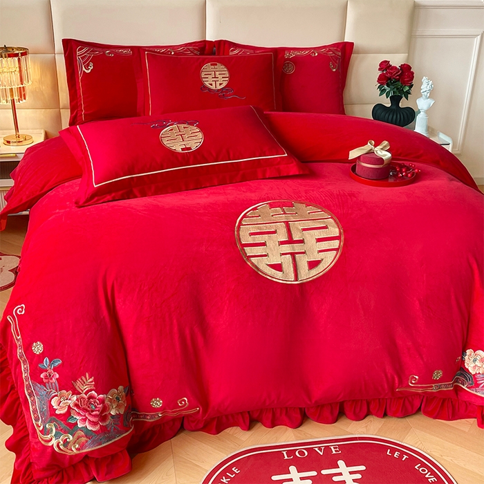 91家纺网 家纺一手货源 找家纺 （总）富之雅婚庆 2025新款高克重全工艺牛奶绒宝宝绒刺绣婚庆四件套