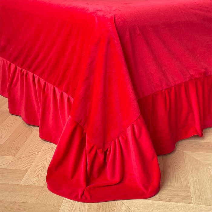 91家纺网 家纺一手货源 找家纺 富之雅婚庆 2025新款高克重全工艺牛奶绒宝宝绒刺绣婚庆四件套 花田喜事（花边款宝宝绒）