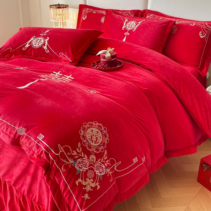 91家纺网 家纺一手货源 找家纺 富之雅婚庆 2025新款高克重全工艺牛奶绒宝宝绒刺绣婚庆四件套 缘定三生（宝宝绒）