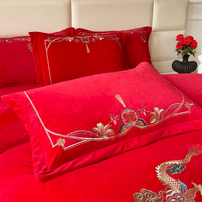 91家纺网 家纺一手货源 找家纺 富之雅婚庆 2025新款高克重全工艺牛奶绒宝宝绒刺绣婚庆四件套 龙凤双喜（宝宝绒）