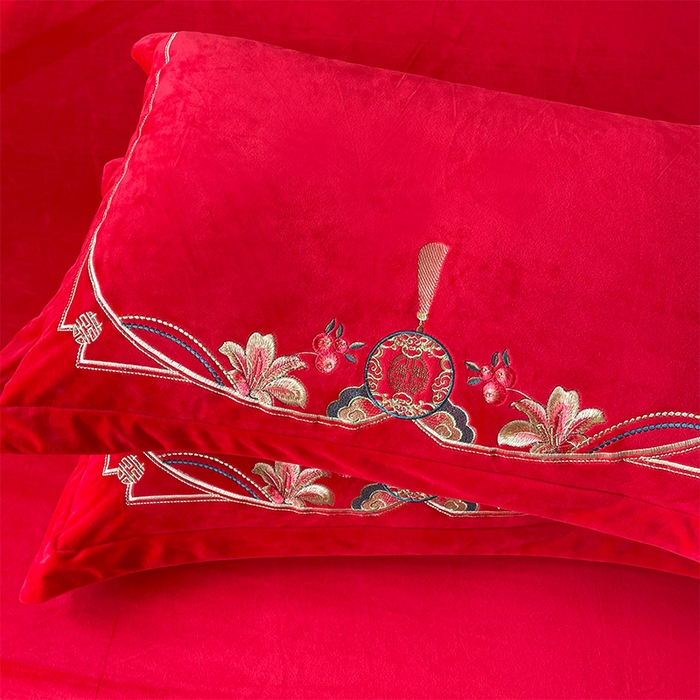 91家纺网 家纺一手货源 找家纺 富之雅婚庆 2025新款高克重全工艺牛奶绒宝宝绒刺绣婚庆四件套 龙凤双喜（宝宝绒）