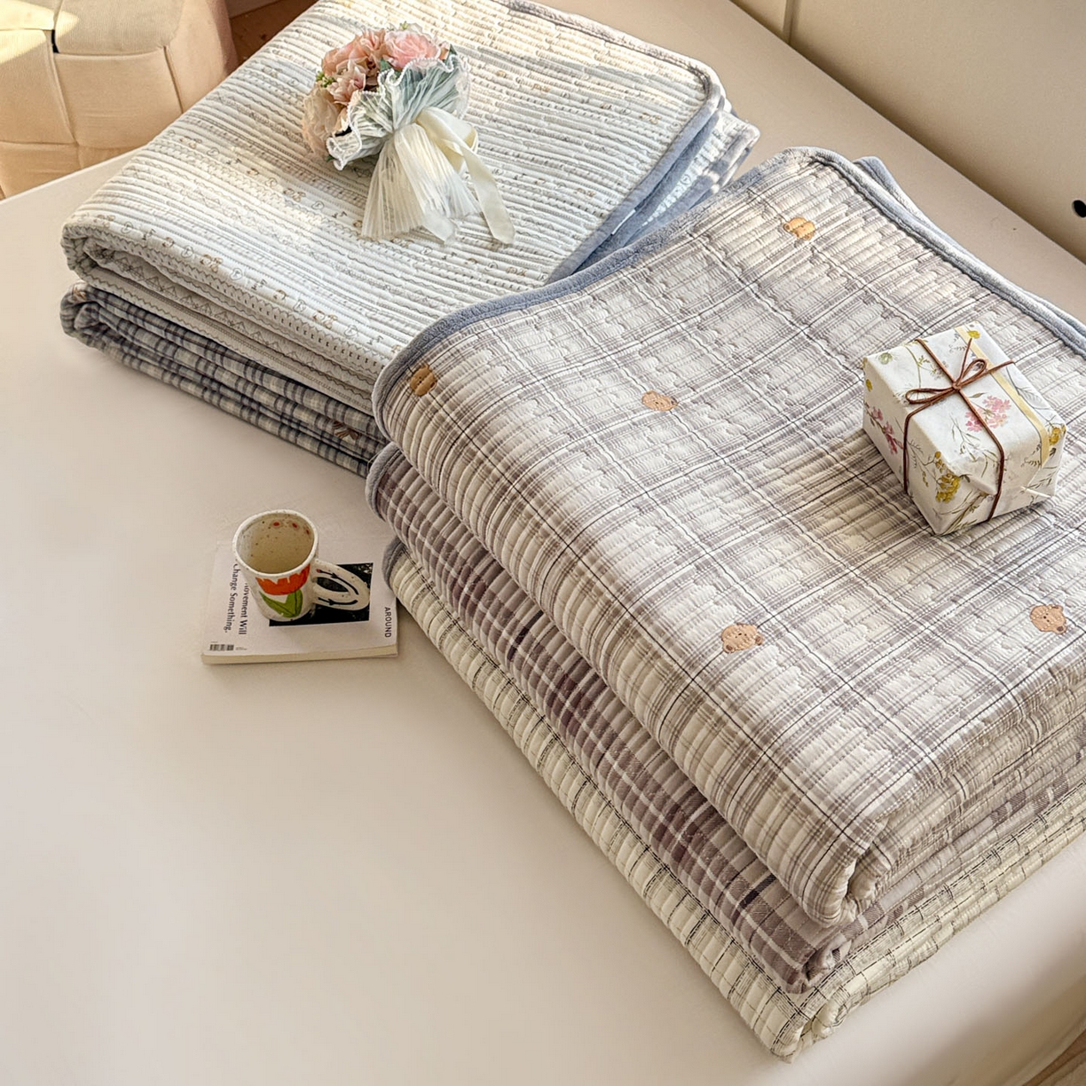 91家纺网 家纺一手货源 找家纺 恒尚居 2026新款纯棉牛奶绒床盖双面两用夹棉床单床垫-秋冬款 四季通用 组合图