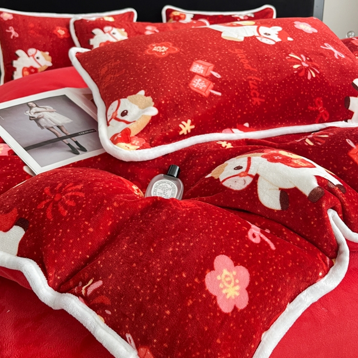 91家纺网 家纺一手货源 找家纺 （总推）诺梵2025新款牛8斤奶绒印花包边四件套