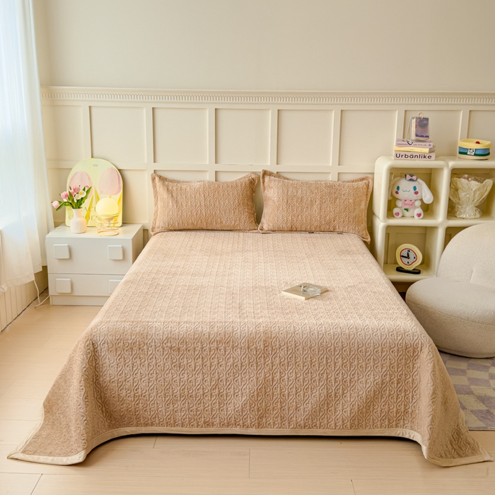 91家纺网 家纺一手货源 找家纺 （总）梦精灵 2026新款纯色牛奶绒多功能盖毯床盖