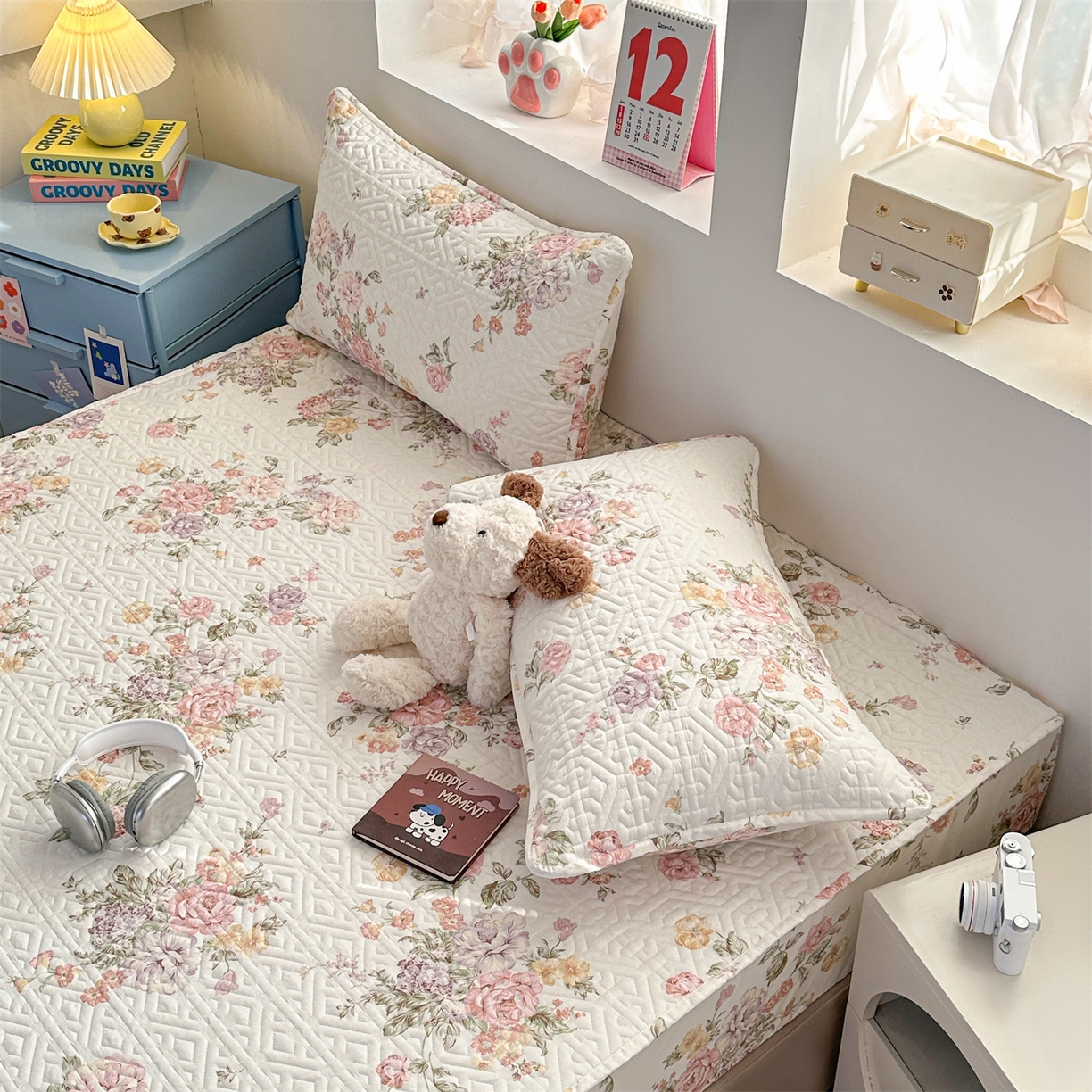 91家纺网 家纺一手货源 找家纺 忘忧草 2025新款清新简约全棉印花夹棉床笠 南法庄园