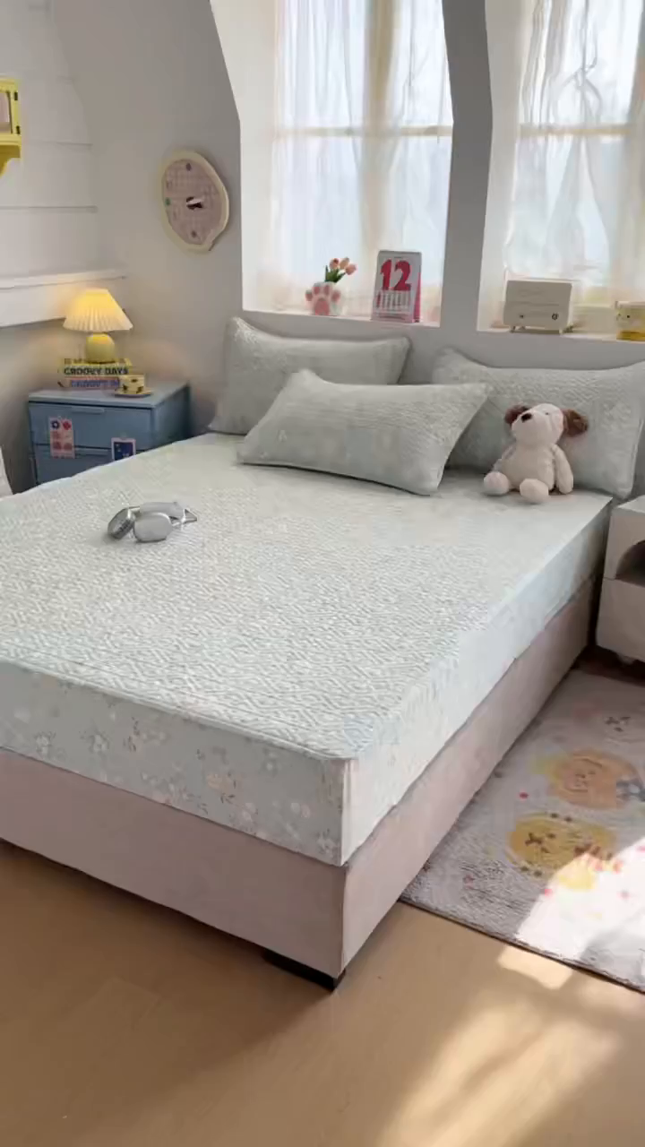 91家纺网 家纺一手货源 找家纺 忘忧草 2025新款清新简约全棉印花夹棉床笠 苏林-绿