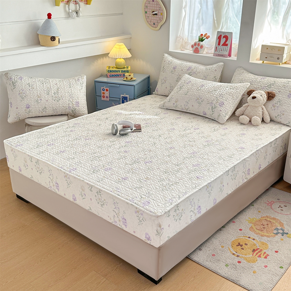 91家纺网 家纺一手货源 找家纺 忘忧草 2025新款清新简约全棉印花夹棉床笠 芜晴花-紫