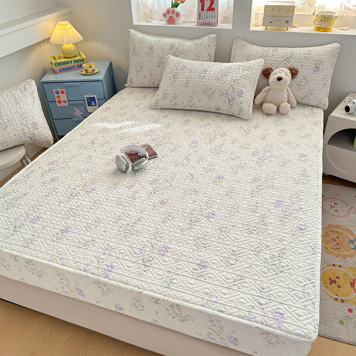 91家纺网 家纺一手货源 找家纺 忘忧草 2025新款清新简约全棉印花夹棉床笠 芜晴花-紫