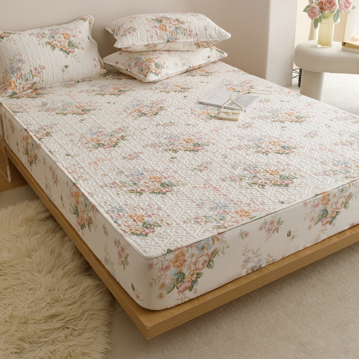 91家纺网 家纺一手货源 找家纺 忘忧草 2025新款清新简约全棉印花夹棉床笠 花期如梦