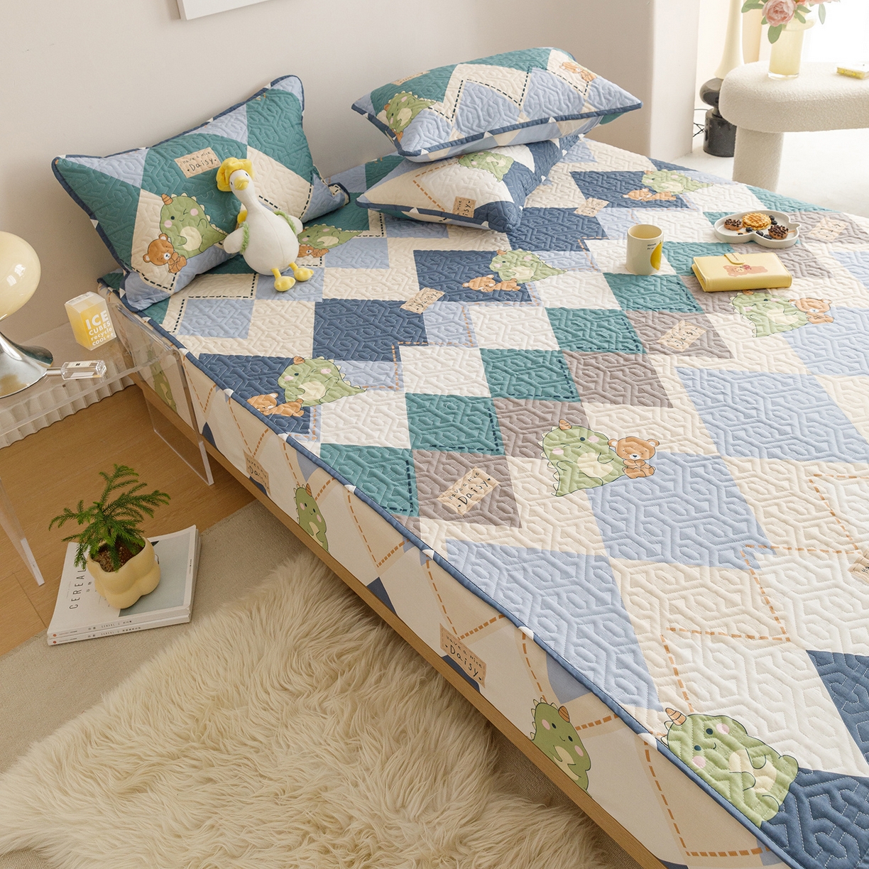 91家纺网 家纺一手货源 找家纺 忘忧草 2025新款清新简约全棉印花夹棉床笠 淘淘龙