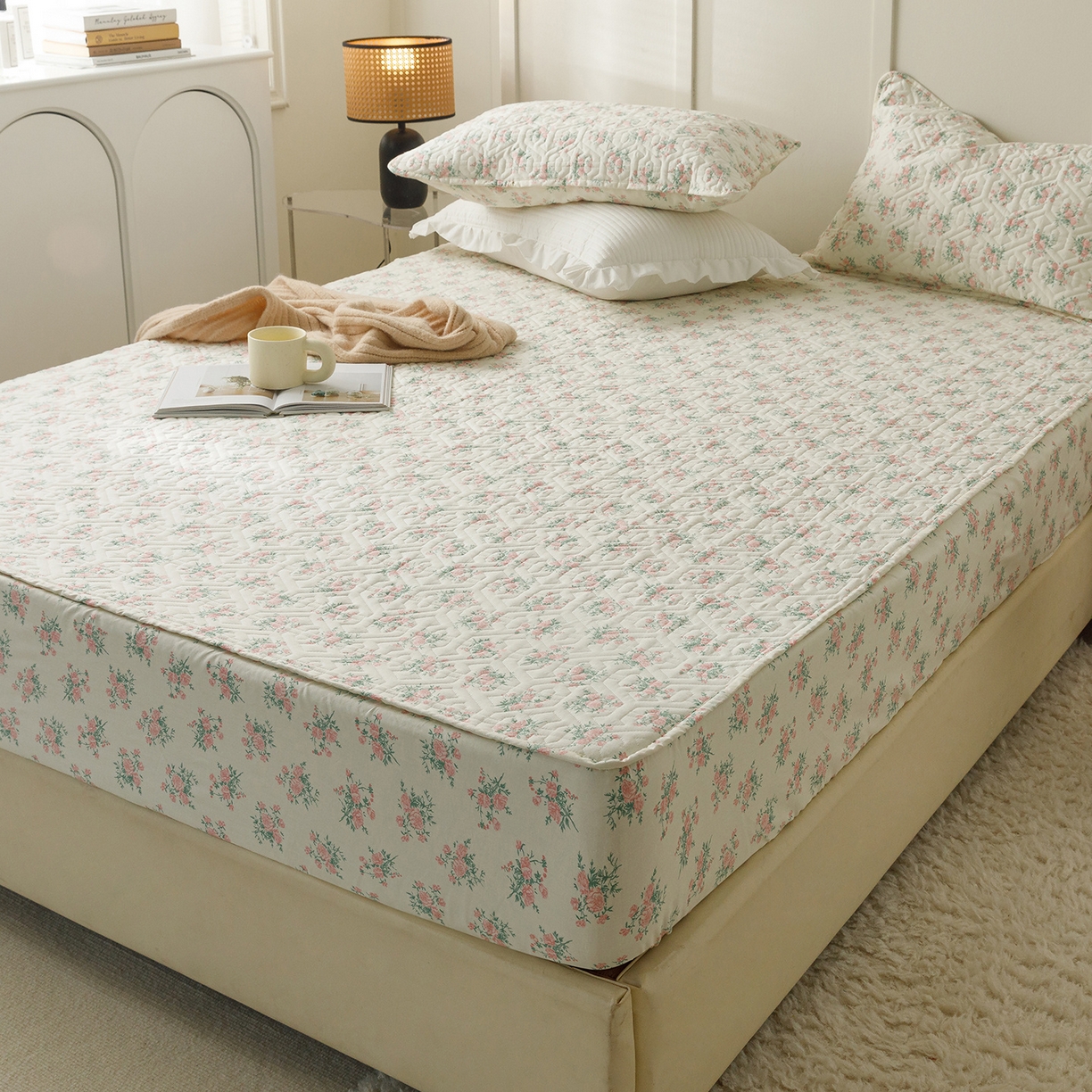 91家纺网 家纺一手货源 找家纺 忘忧草 2025新款清新简约全棉印花夹棉床笠 少女心