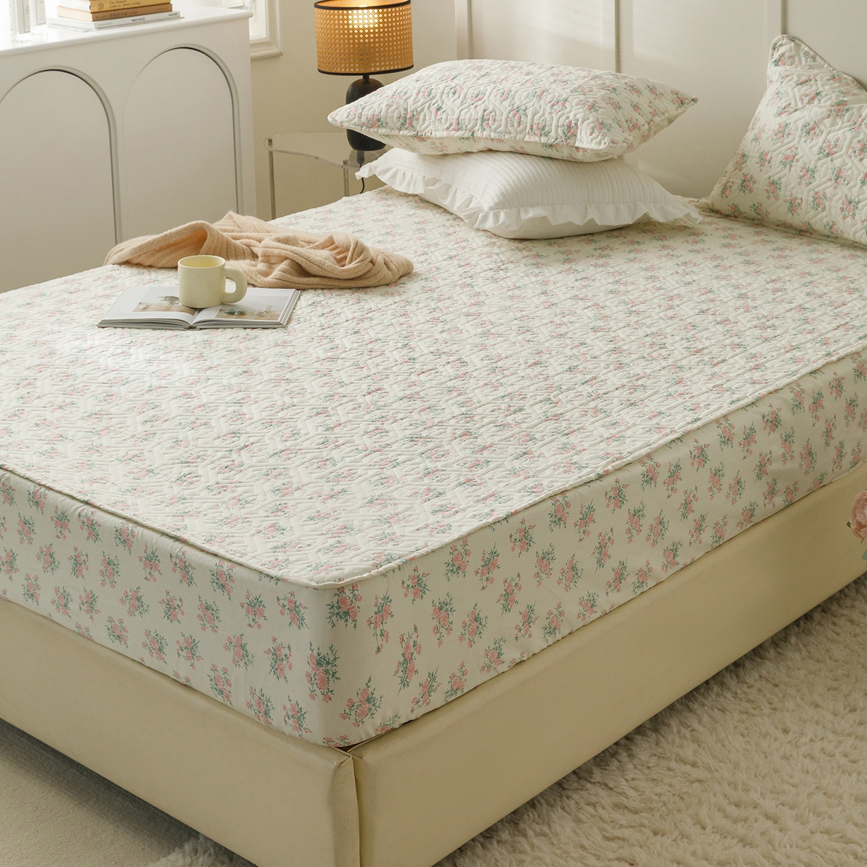 91家纺网 家纺一手货源 找家纺 忘忧草 2025新款清新简约全棉印花夹棉床笠 少女心