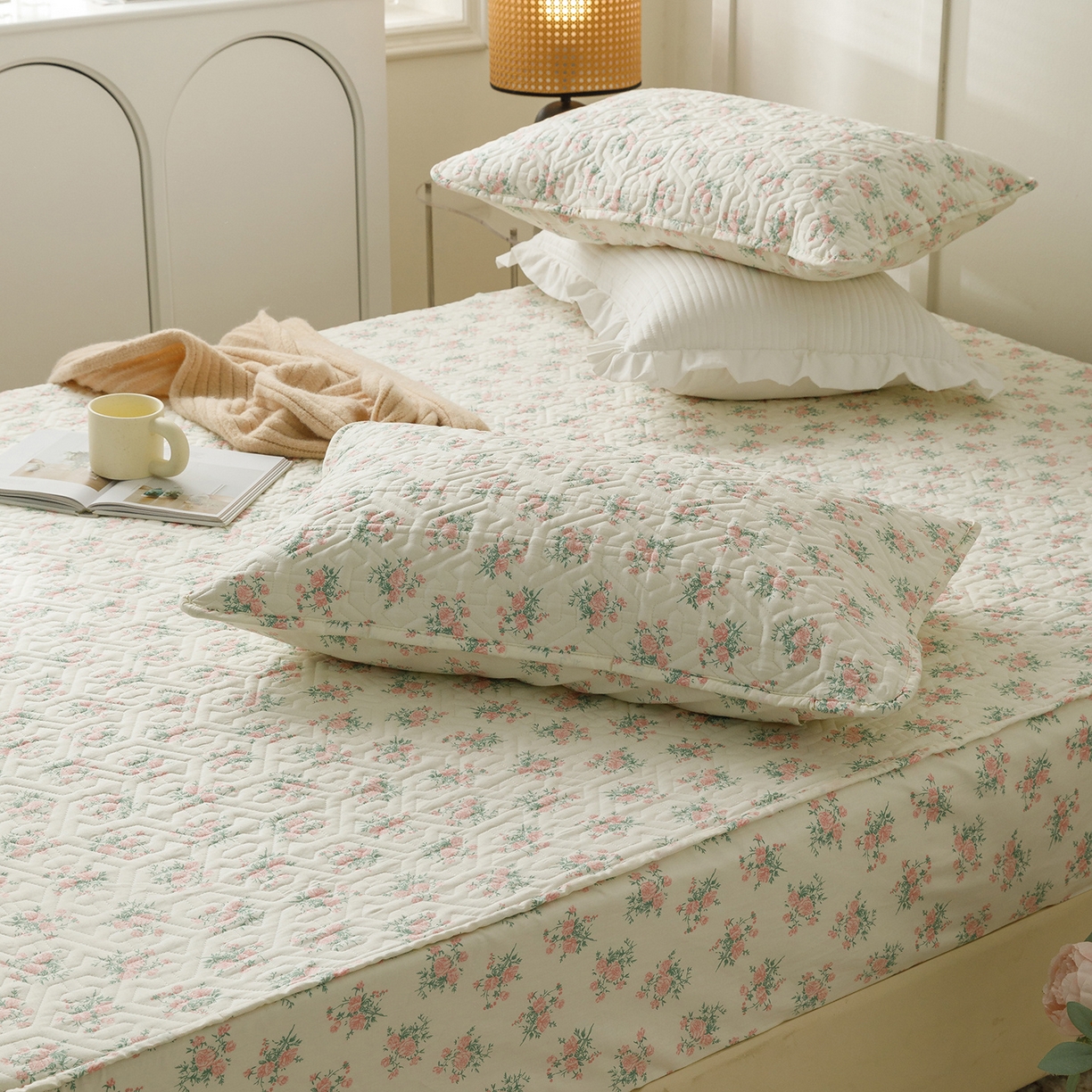 91家纺网 家纺一手货源 找家纺 忘忧草 2025新款清新简约全棉印花夹棉床笠 少女心