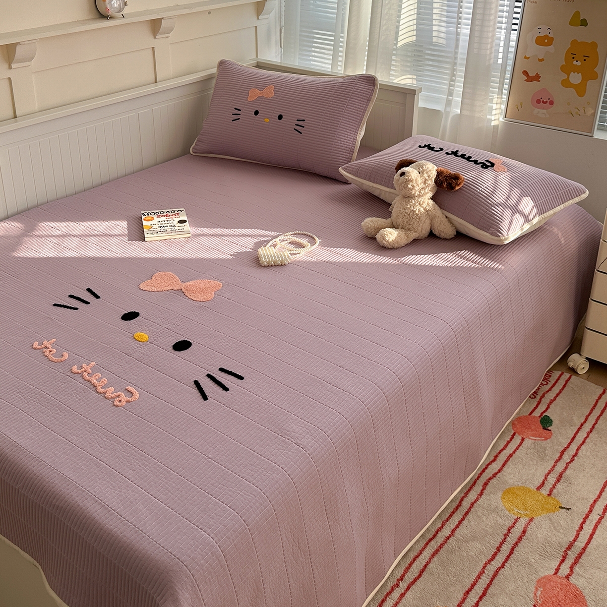 91家纺网 家纺一手货源 找家纺 繁花家居 2025新款云朵棉软到心坎可爱毛巾绣床盖，不跑床的加厚床单 喵喵-奶紫