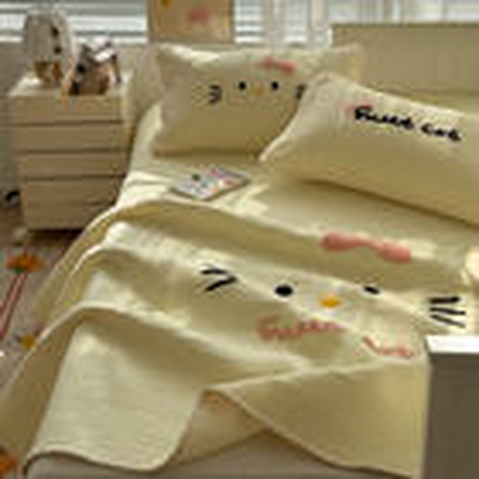 91家纺网 家纺一手货源 找家纺 繁花家居 2025新款云朵棉软到心坎可爱毛巾绣床盖，不跑床的加厚床单 喵喵-奶黄