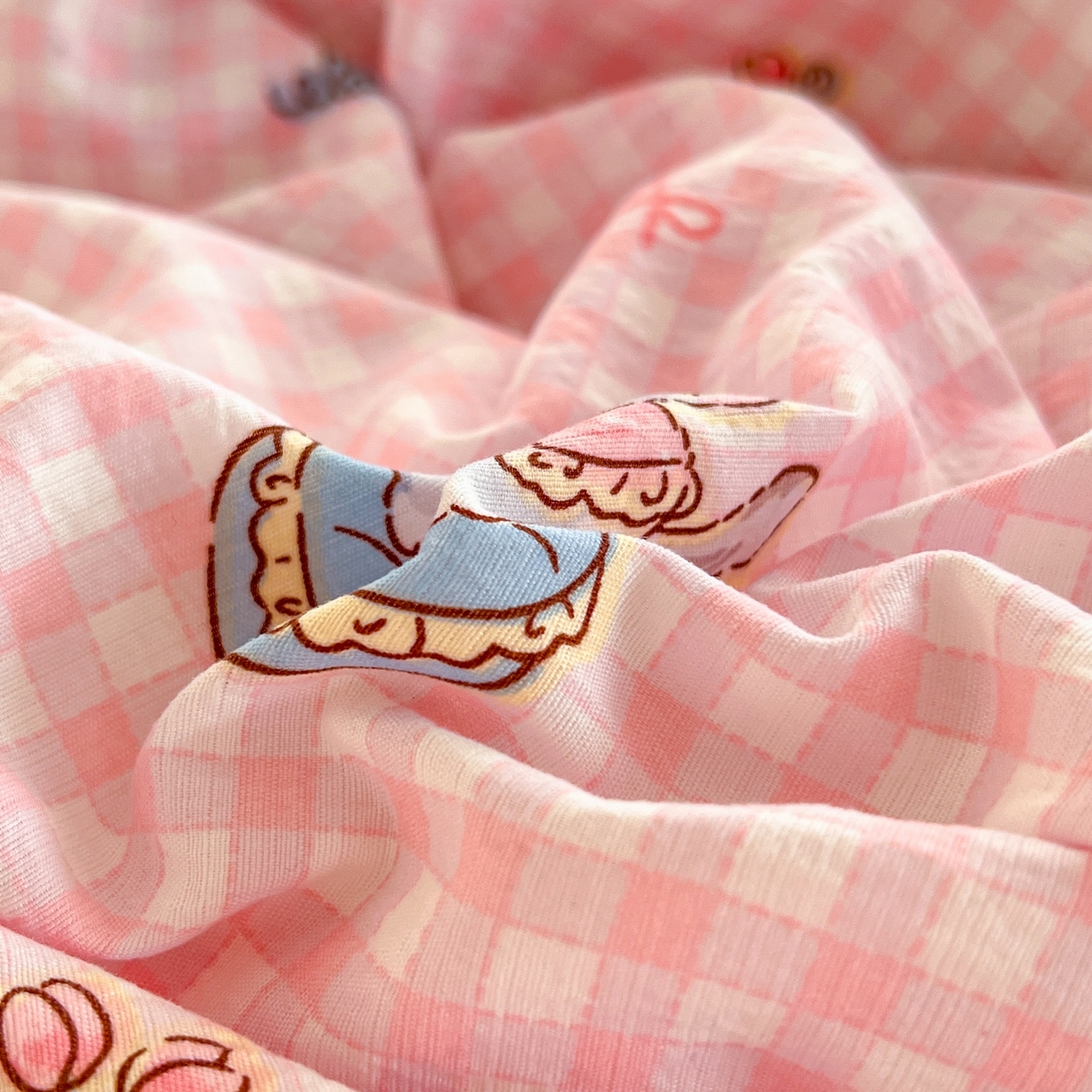 91家纺网 家纺一手货源 找家纺 玉海棠家纺 2025新款双层皱皱纱四件套 可爱喵星球