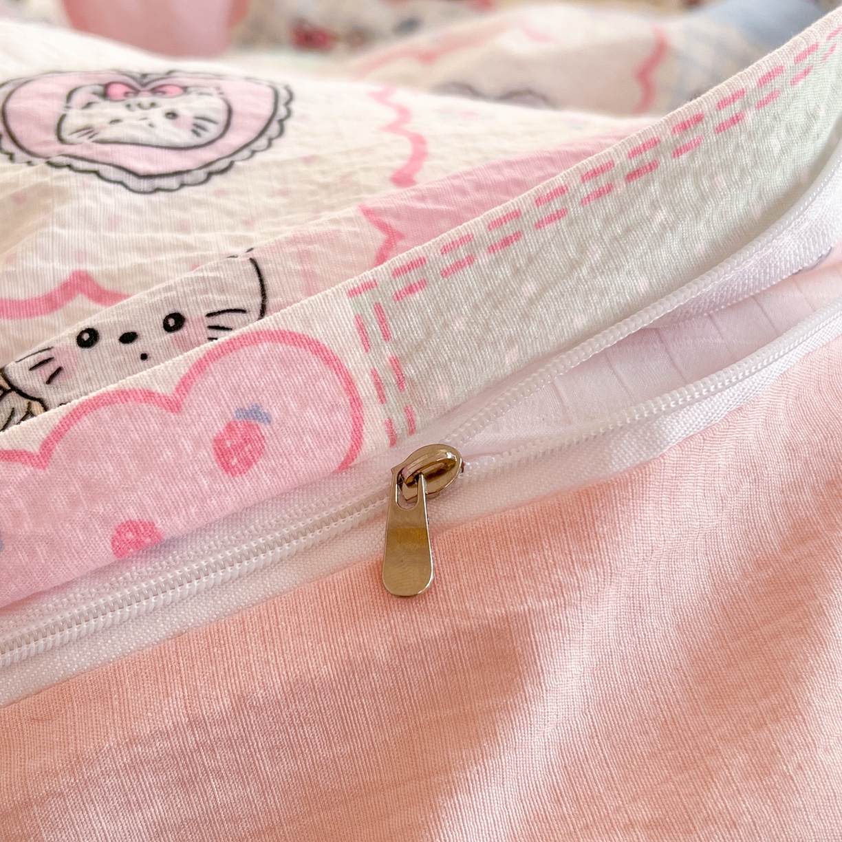 91家纺网 家纺一手货源 找家纺 玉海棠家纺 2025新款双层皱皱纱四件套 甜品猫