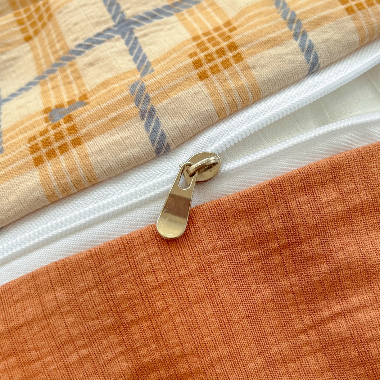 91家纺网 家纺一手货源 找家纺 玉海棠家纺 2025新款双层皱皱纱四件套 焦糖樱桃