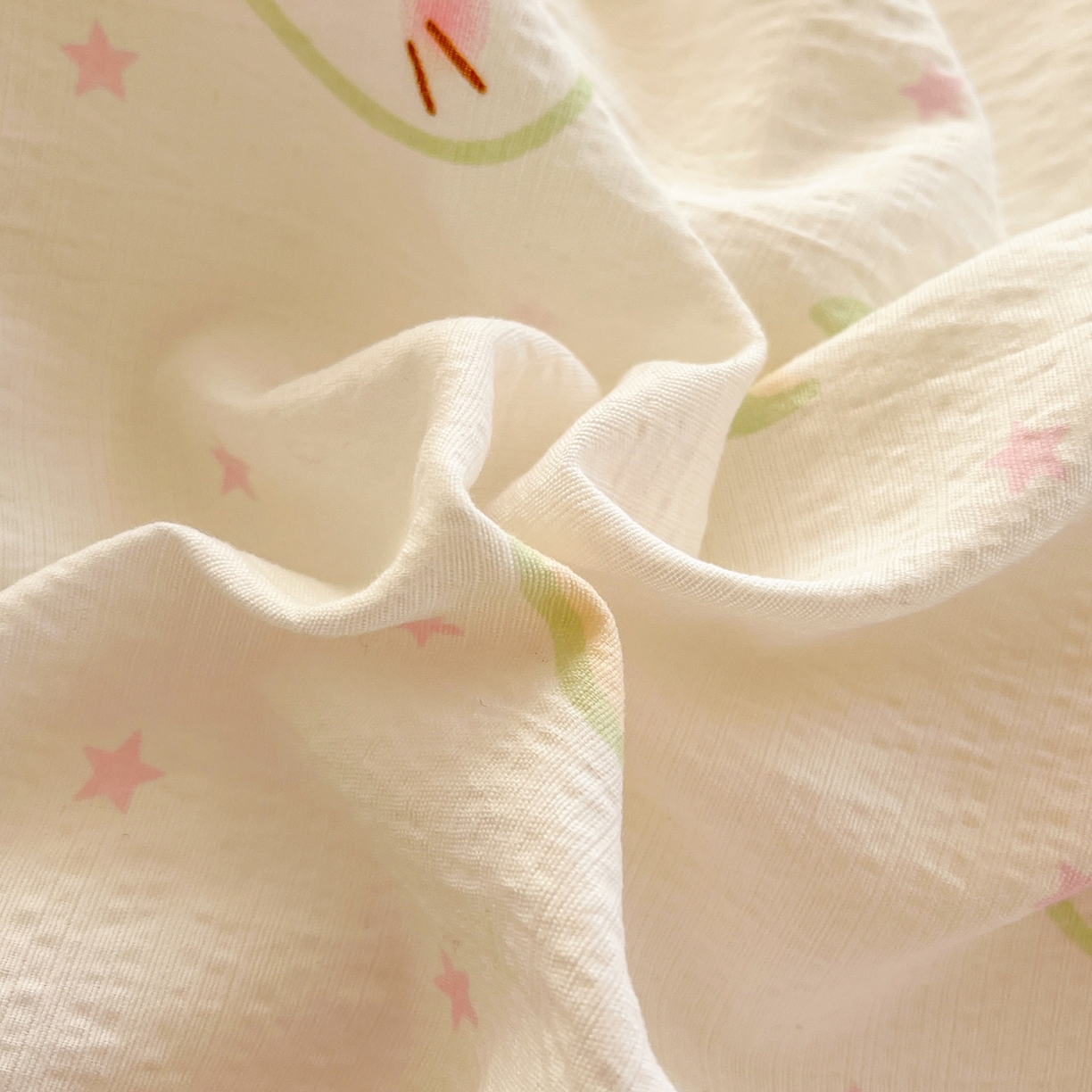 91家纺网 家纺一手货源 找家纺 玉海棠家纺 2025新款双层皱皱纱四件套 奶芙芙