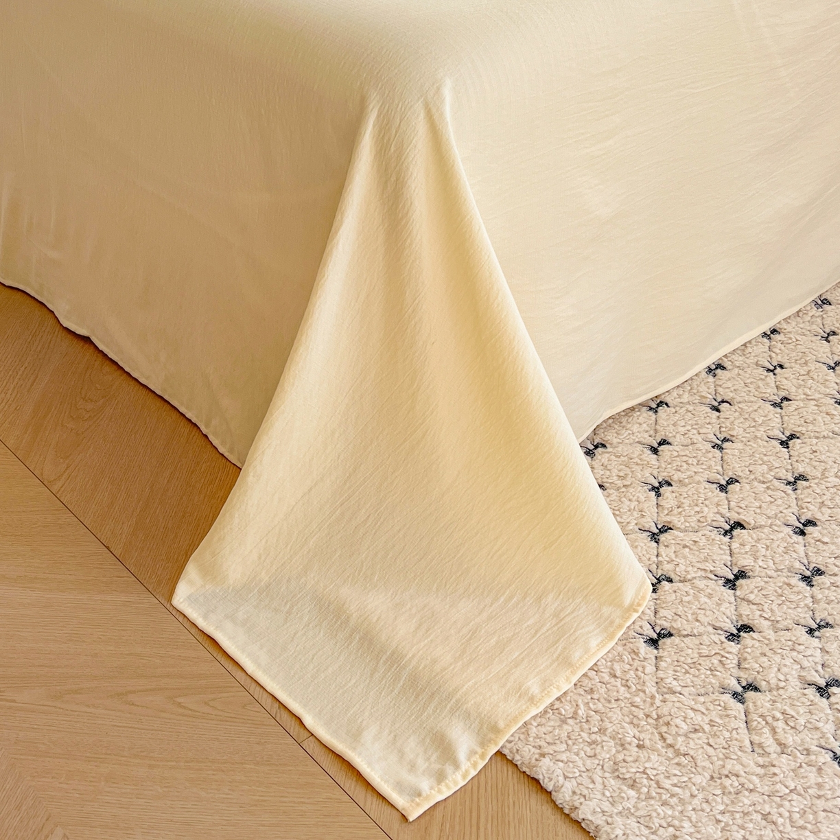 91家纺网 家纺一手货源 找家纺 玉海棠家纺 2025新款双层皱皱纱四件套 奶芙芙