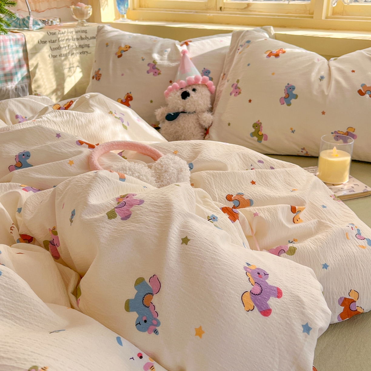 91家纺网 家纺一手货源 找家纺 玉海棠家纺 2025新款双层皱皱纱四件套 炫彩独角兽