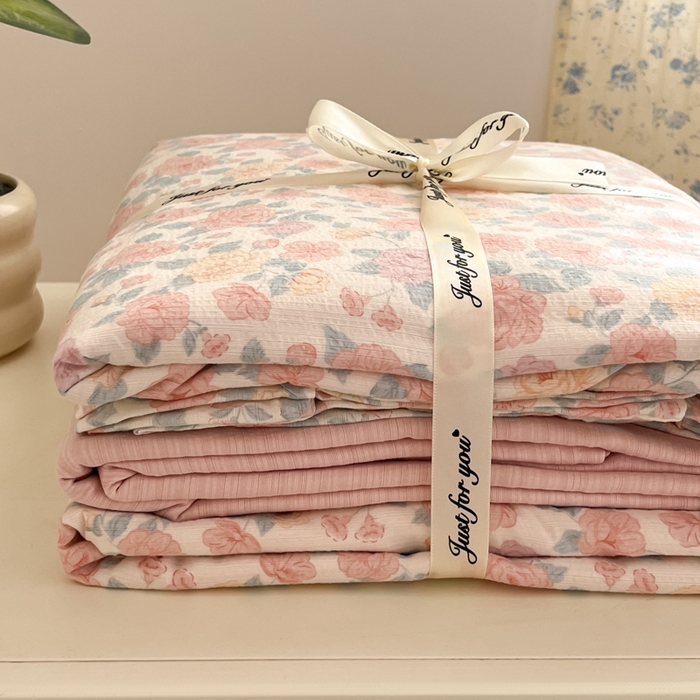 91家纺网 家纺一手货源 找家纺 玉海棠家纺 2025新款双层皱皱纱四件套 春风里