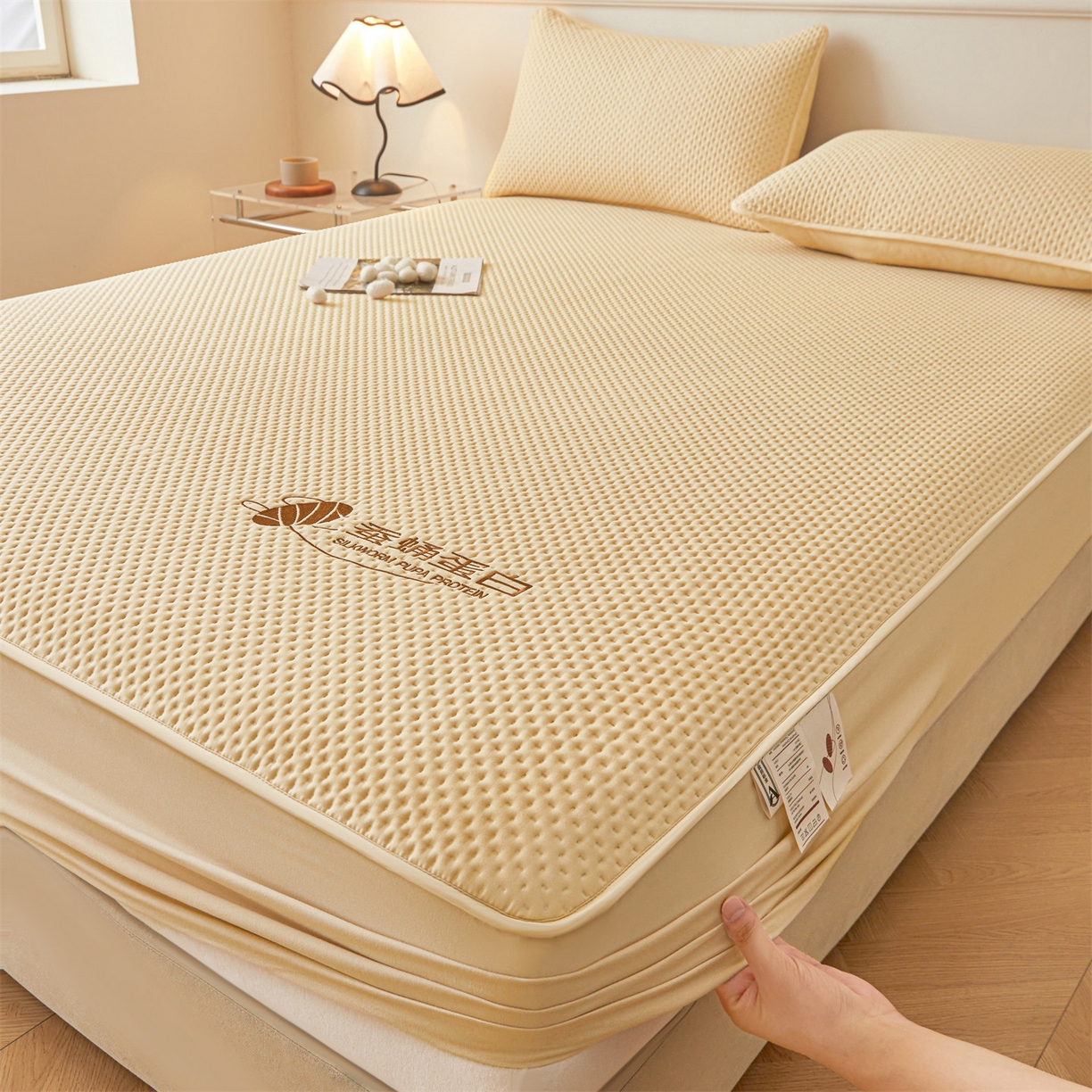 91家纺网 家纺一手货源 找家纺 （总）居眠 2026新款蚕蛹蛋白夹层床笠贝尔夹棉床笠