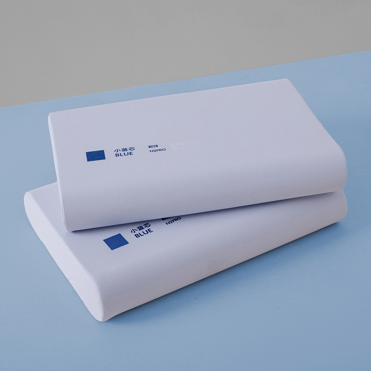 91家纺网 家纺一手货源 找家纺 贵夫人 2026新款小蓝芯记忆护颈枕枕头枕芯 （简易装1.5元，礼盒4元，退货破损扣除） 8cm简装