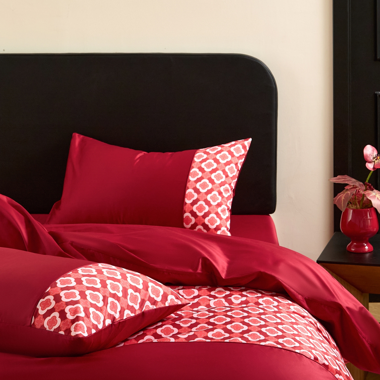 91家纺网 家纺一手货源 找家纺 （总）ONE TWO ONE 121 【控价商品】【提供买家秀】【会员-20】2026新款100s长绒棉全棉刺绣纯棉床上用品结婚四件套