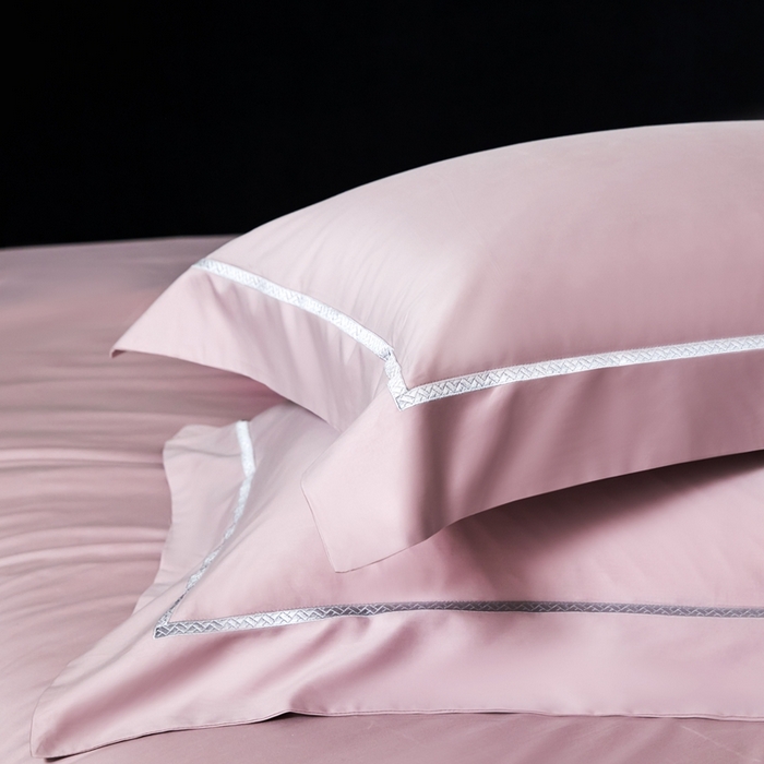 91家纺网 家纺一手货源 找家纺 榻尚家居 2025秋冬新品100支绫罗锻超细旦天丝棉磨毛四件套 绫罗缎 豆沙紫