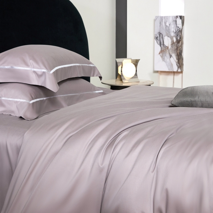 91家纺网 家纺一手货源 找家纺 榻尚家居 2025秋冬新品100支绫罗锻超细旦天丝棉磨毛四件套 绫罗缎 灰