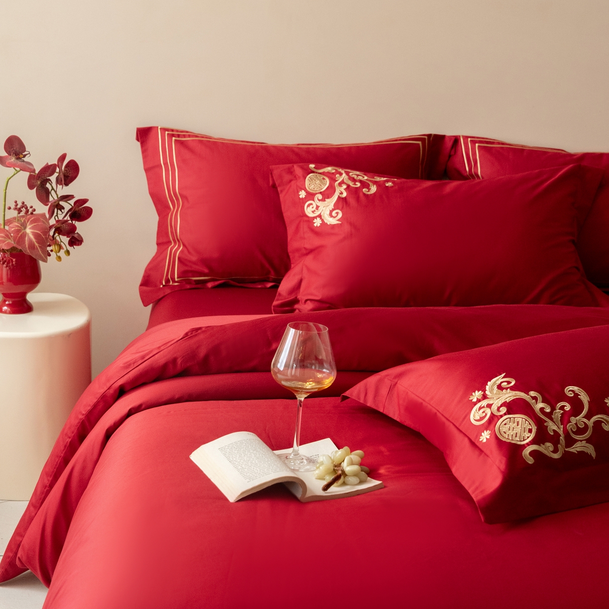 91家纺网 家纺一手货源 找家纺 （总）【会员-20】 【控价商品】【提供买家秀】  2026新款100s长绒棉全棉床上用品结婚四件套刺绣款