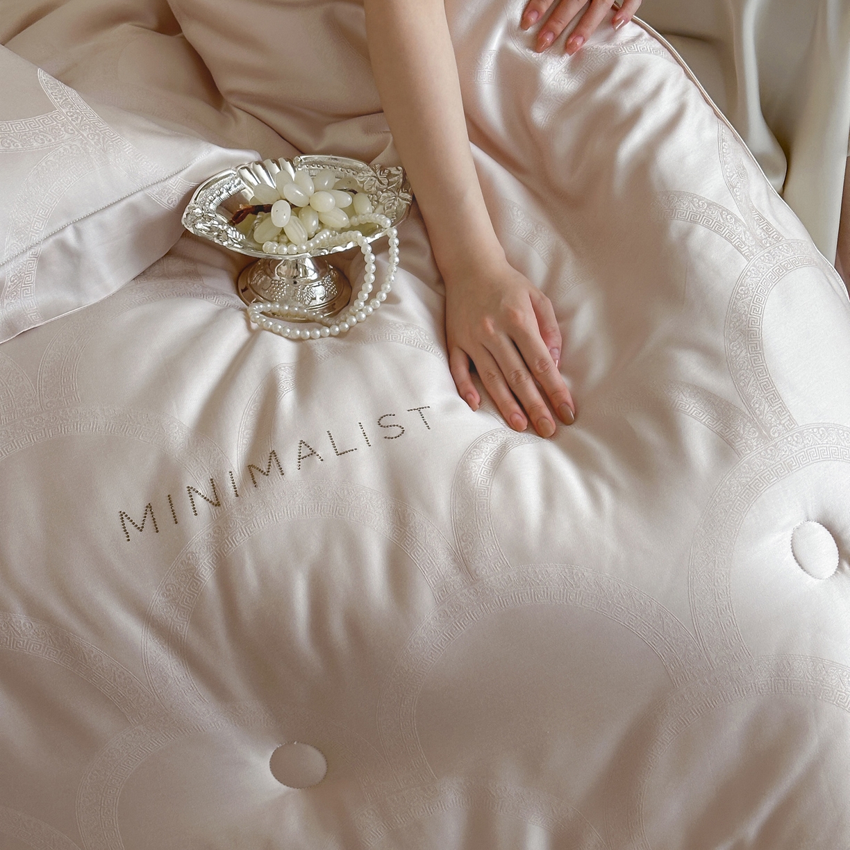 91家纺网 家纺一手货源 找家纺 佳汐蓝家纺 2026新款天丝棉大提花系列雅奢蚕丝蛋白被 被子被芯 香槟金