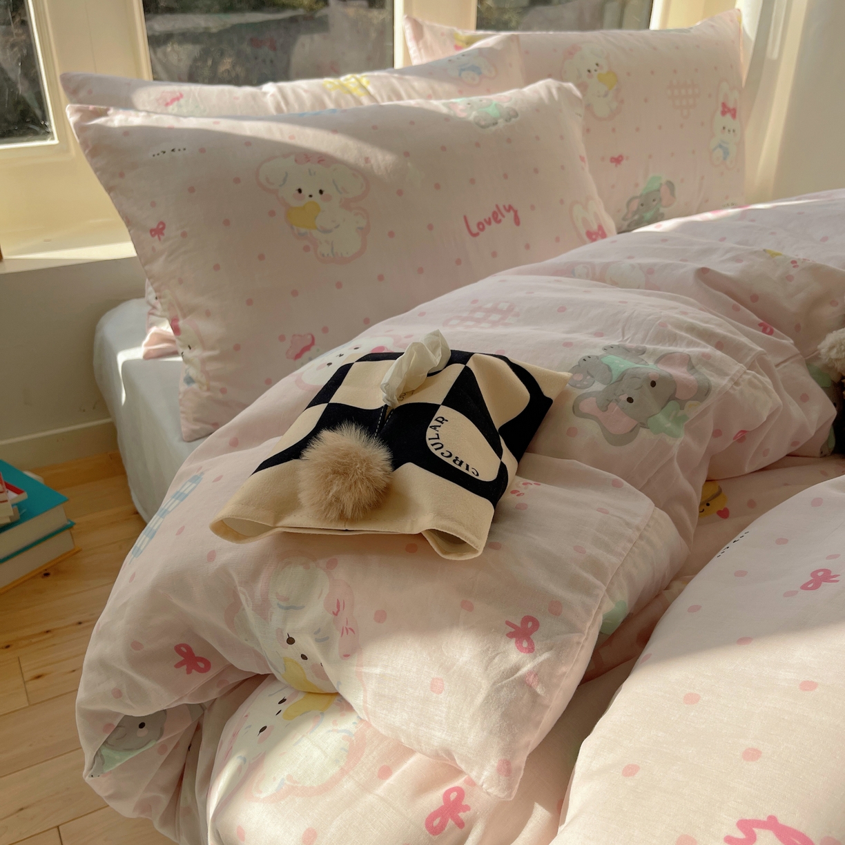 91家纺网 家纺一手货源 找家纺 六巷胡同 2026春夏新款INS卡通A类全棉纯棉双层纱四件套 双层纱-动物园日记