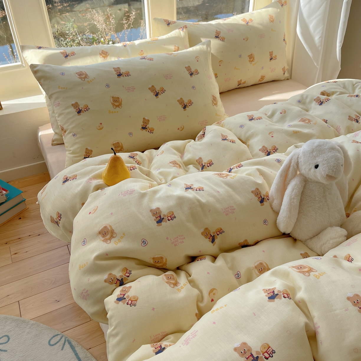 91家纺网 家纺一手货源 找家纺 六巷胡同 2026春夏新款INS卡通A类全棉纯棉双层纱四件套 双层纱-烘焙小熊