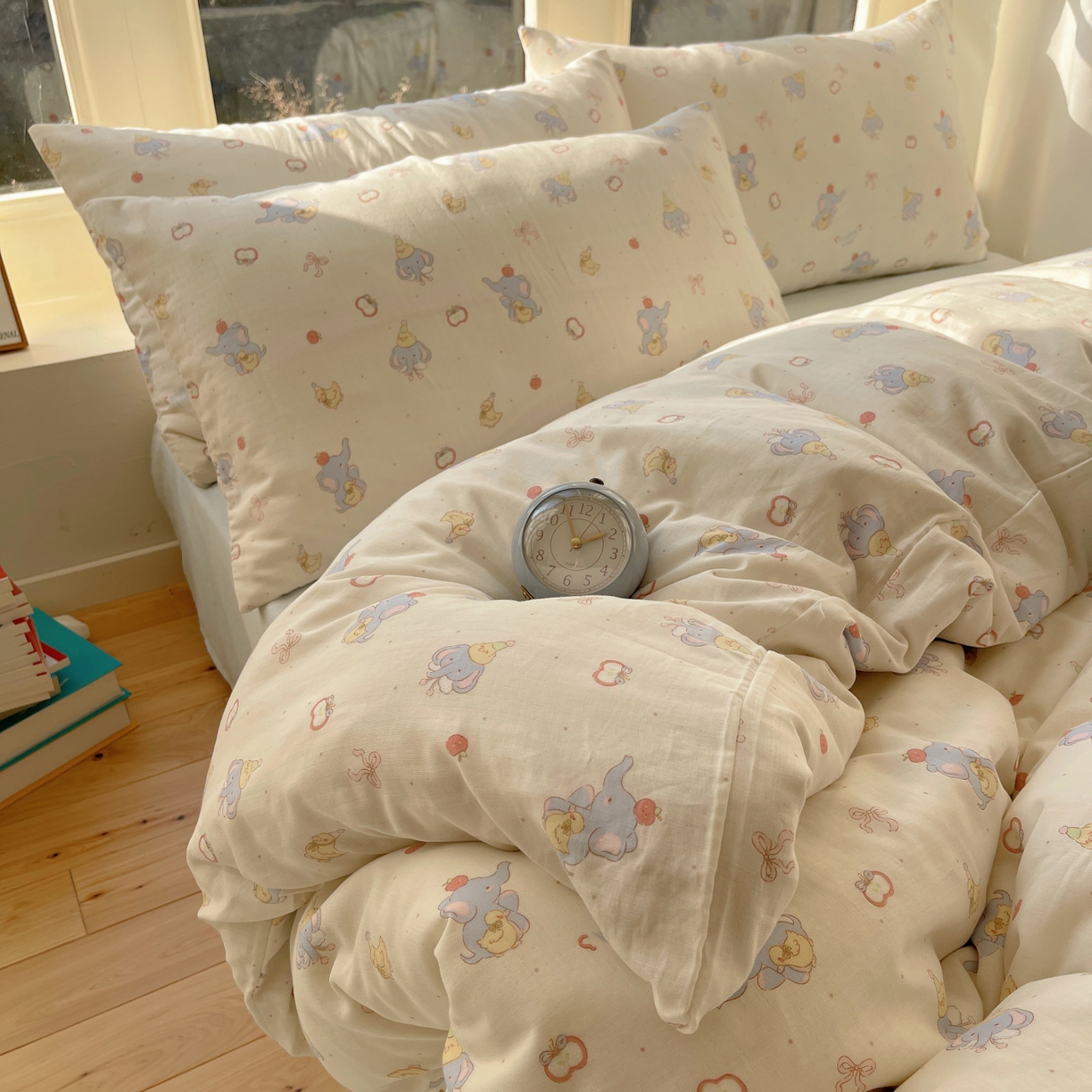 91家纺网 家纺一手货源 找家纺 六巷胡同 2026春夏新款INS卡通A类全棉纯棉双层纱四件套 双层纱-可爱小象鸭