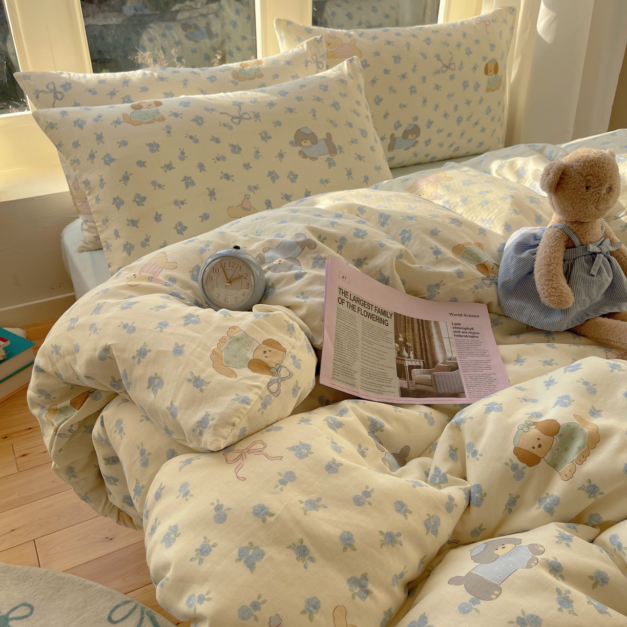 91家纺网 家纺一手货源 找家纺 六巷胡同 2026春夏新款INS卡通A类全棉纯棉双层纱四件套 双层纱-蓝碎花修狗