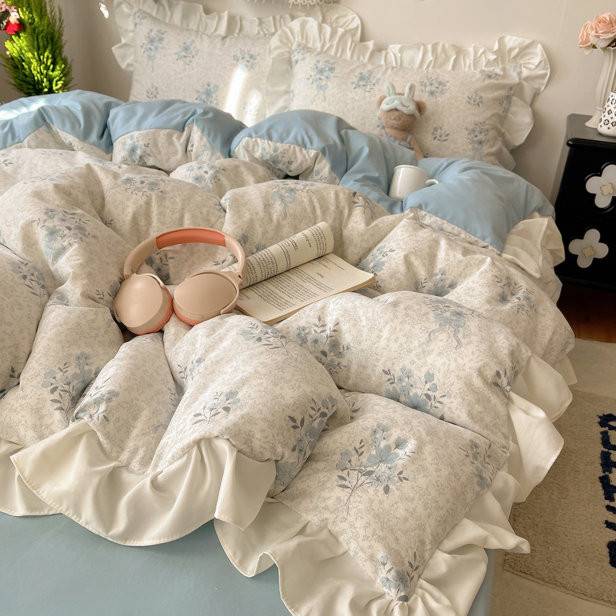 91家纺网 家纺一手货源 找家纺 耀悦家纺 2026新款古法仿棉四件套水洗棉法式工艺花边套件被套床单吊边圆角荷叶边床单 手捧花香