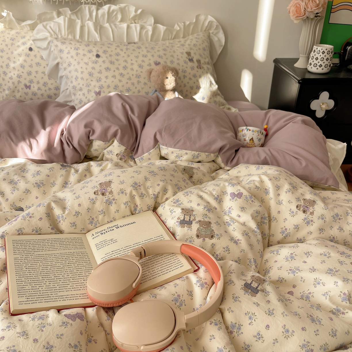 91家纺网 家纺一手货源 找家纺 耀悦家纺 2026新款古法仿棉四件套水洗棉法式工艺花边套件被套床单吊边圆角荷叶边床单 花田小熊