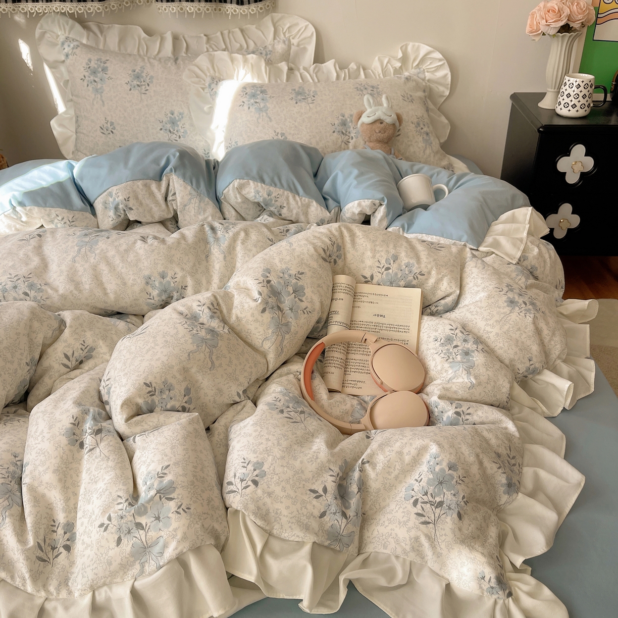 91家纺网 家纺一手货源 找家纺 耀悦家纺 2026新款古法仿棉四件套水洗棉法式工艺花边套件被套床单吊边圆角荷叶边床单 手捧花香