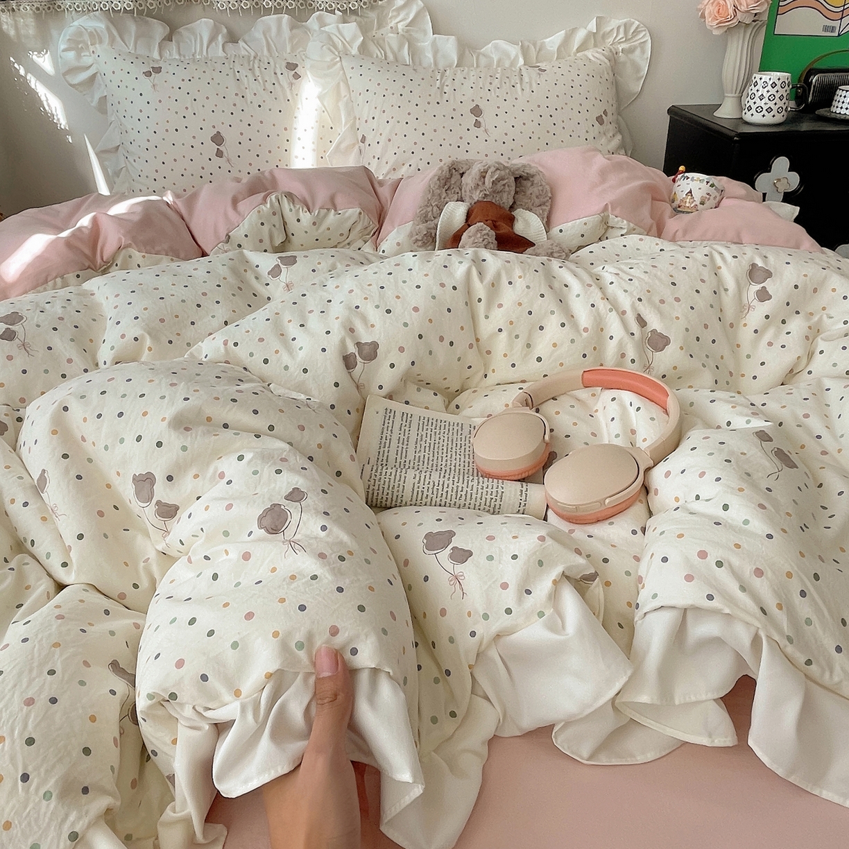 91家纺网 家纺一手货源 找家纺 耀悦家纺 2026新款古法仿棉四件套水洗棉法式工艺花边套件被套床单吊边圆角荷叶边床单 云朵星语