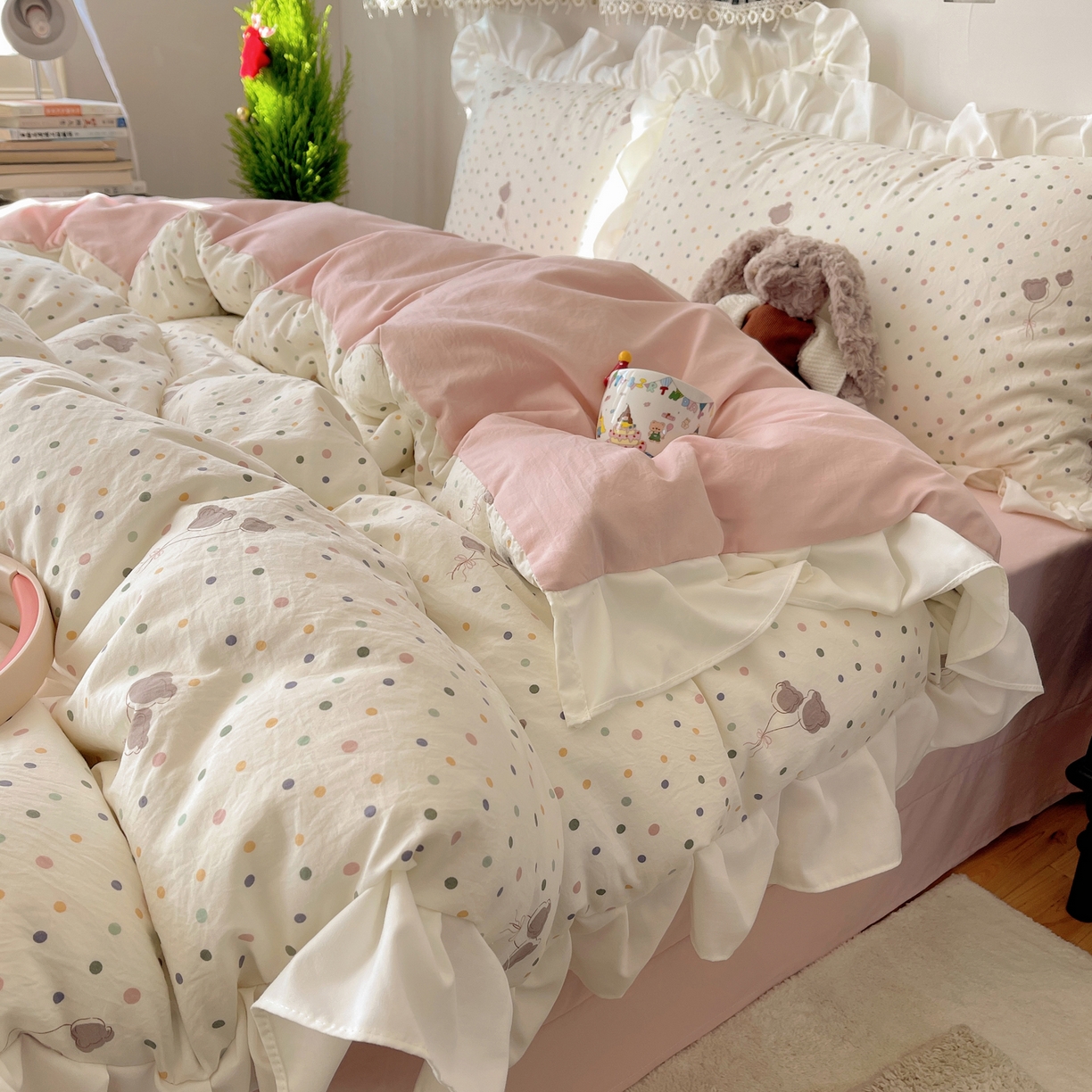 91家纺网 家纺一手货源 找家纺 耀悦家纺 2026新款古法仿棉四件套水洗棉法式工艺花边套件被套床单吊边圆角荷叶边床单 云朵星语