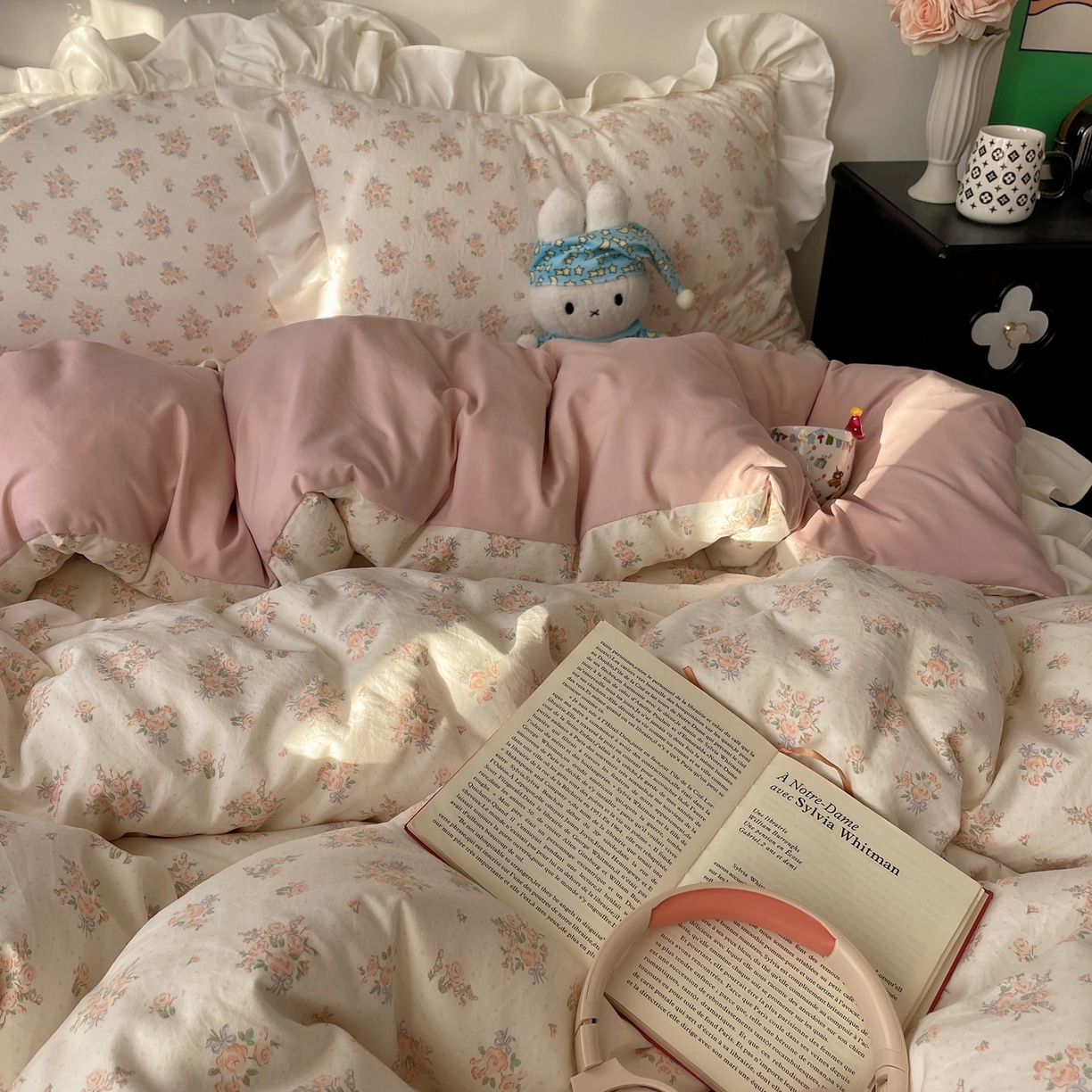 91家纺网 家纺一手货源 找家纺 耀悦家纺 2026新款古法仿棉四件套水洗棉法式工艺花边套件被套床单吊边圆角荷叶边床单 月季花开