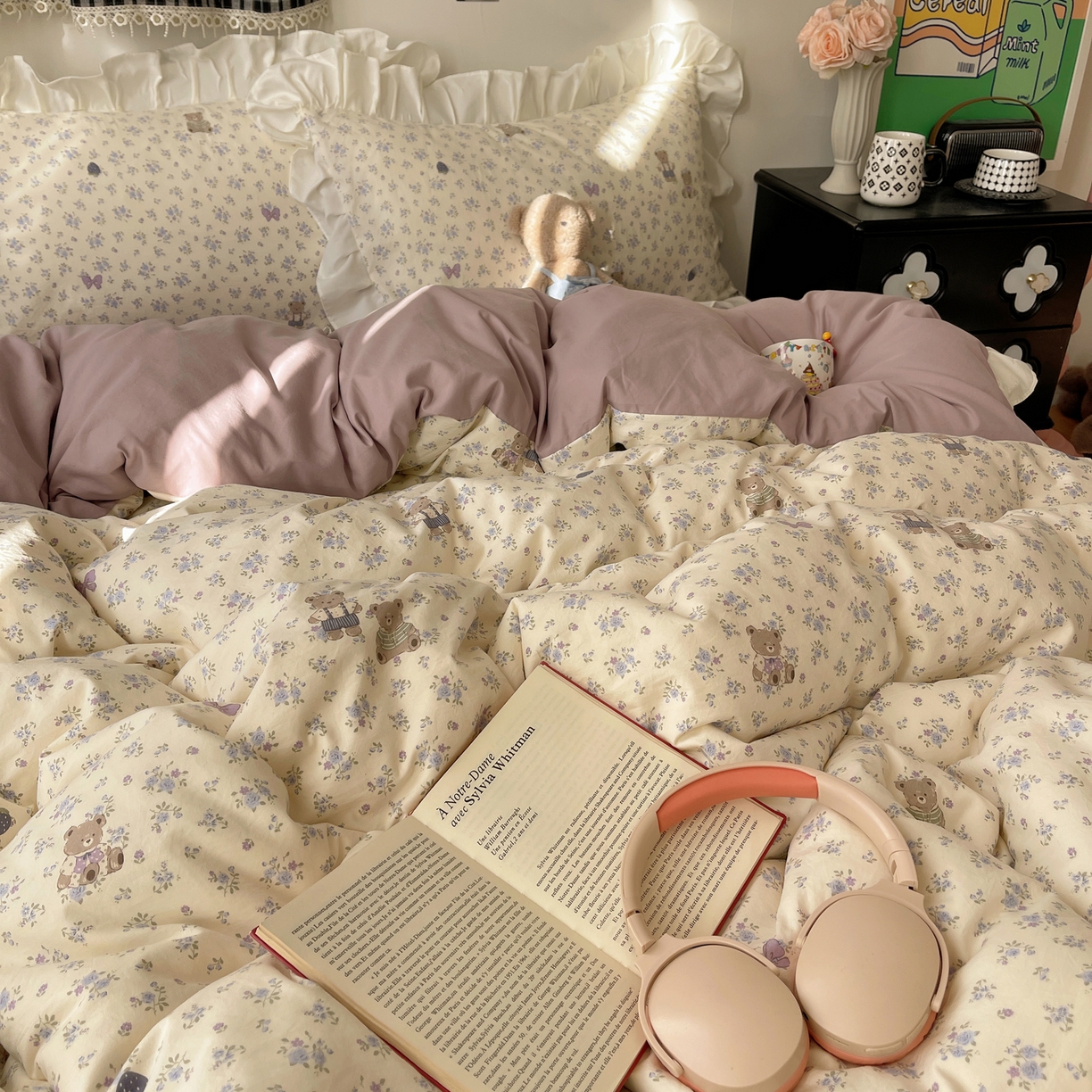 91家纺网 家纺一手货源 找家纺 耀悦家纺 2026新款古法仿棉四件套水洗棉法式工艺花边套件被套床单吊边圆角荷叶边床单 花田小熊