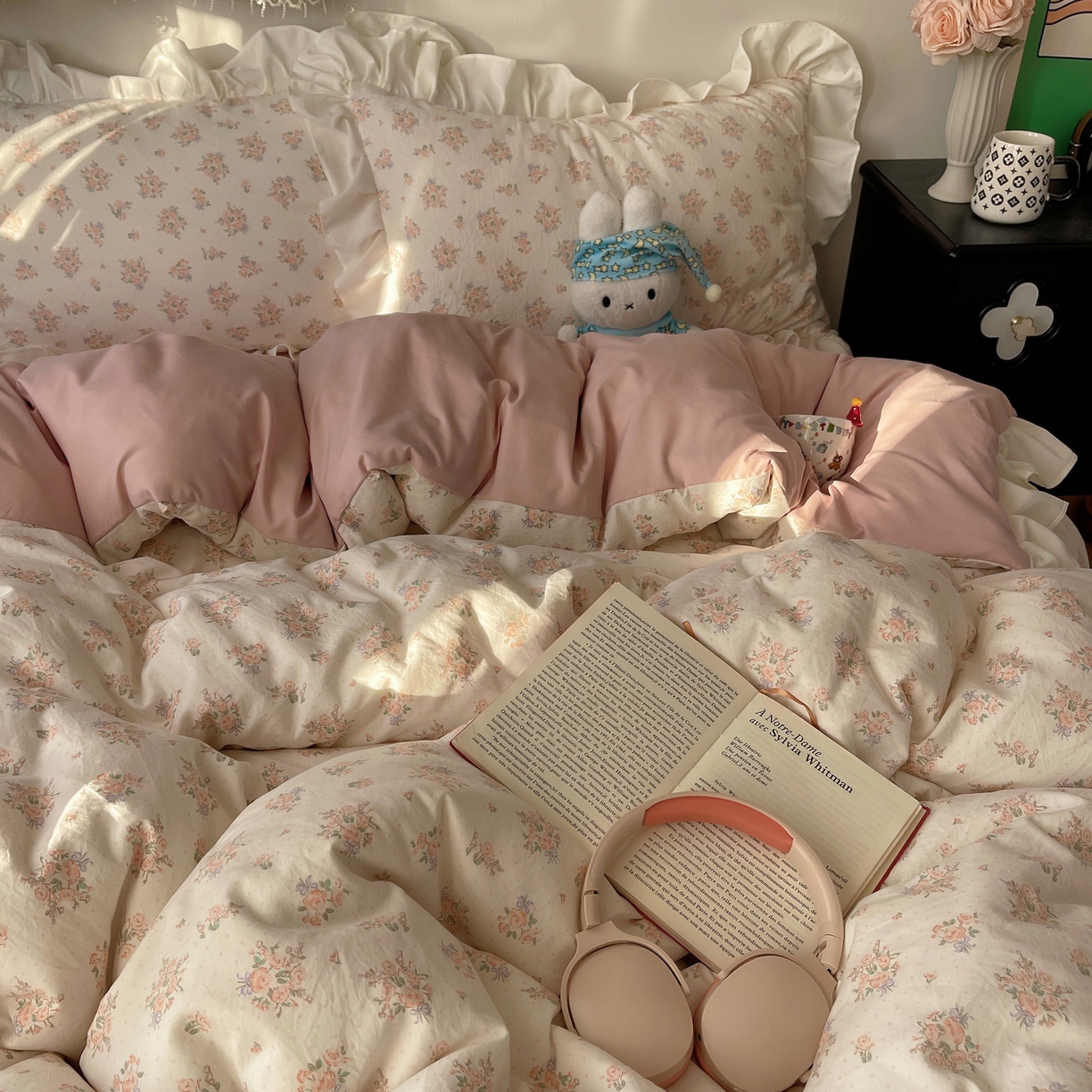 91家纺网 家纺一手货源 找家纺 耀悦家纺 2026新款古法仿棉四件套水洗棉法式工艺花边套件被套床单吊边圆角荷叶边床单 月季花开