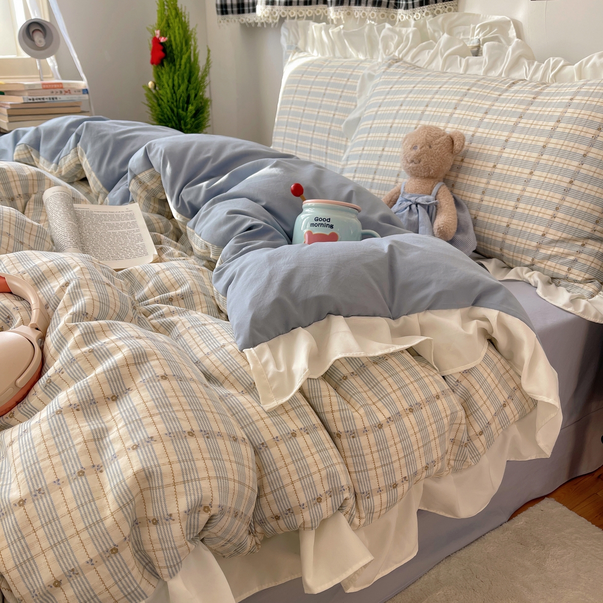 91家纺网 家纺一手货源 找家纺 耀悦家纺 2026新款古法仿棉四件套水洗棉法式工艺花边套件被套床单吊边圆角荷叶边床单 花迹